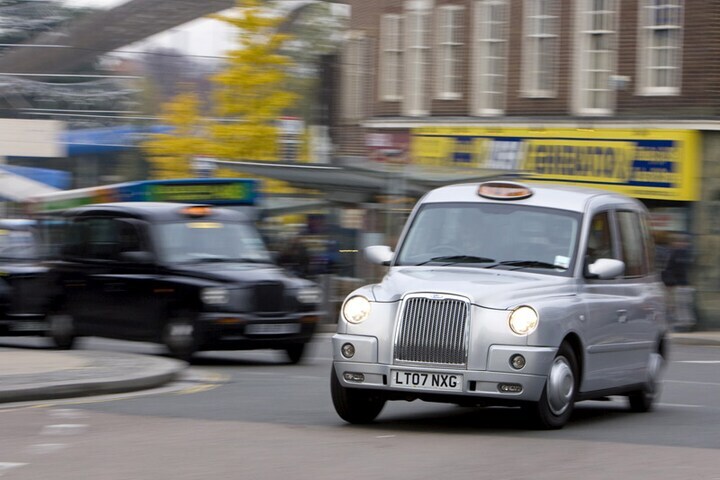 London Taxi TX4