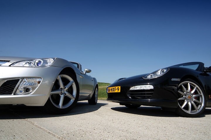 Porsche Boxster vs Opel GT