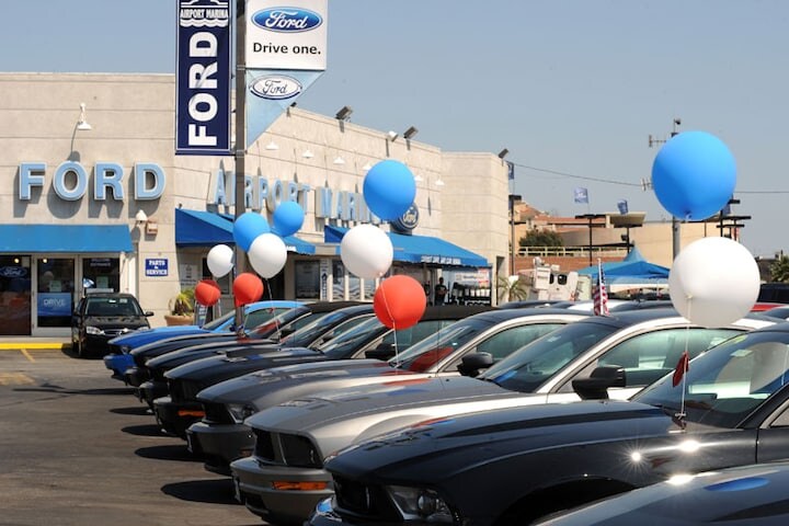Ford-dealer in in Marina del Rey | Foto: ANP/AFP