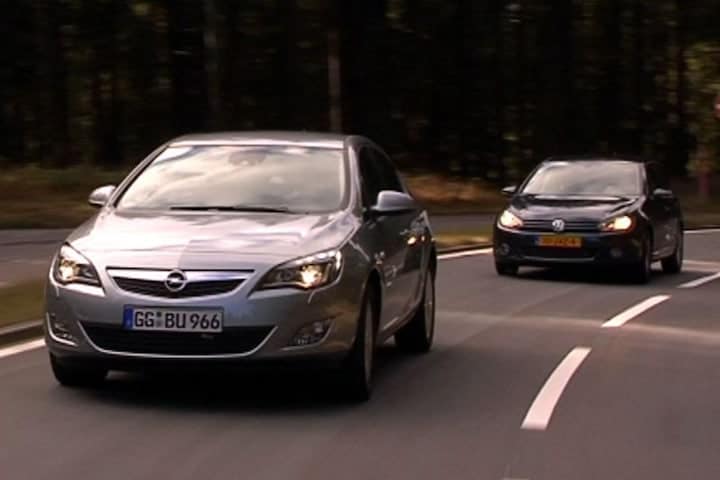 Dubbeltest Opel Astra vs. Volkswagen Golf