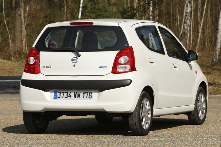 Nissan Pixo