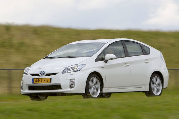 Toyota Prius 1.8 HSD Comfort Edition 