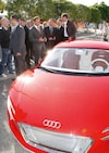 Arnold Schwarzenegger bij Audi eTron