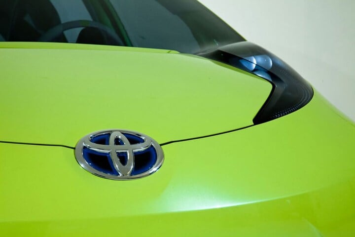 Toyota Dedicated Hybrid Concept