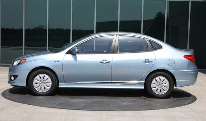 Hyundai Elantra LPi Hybrid