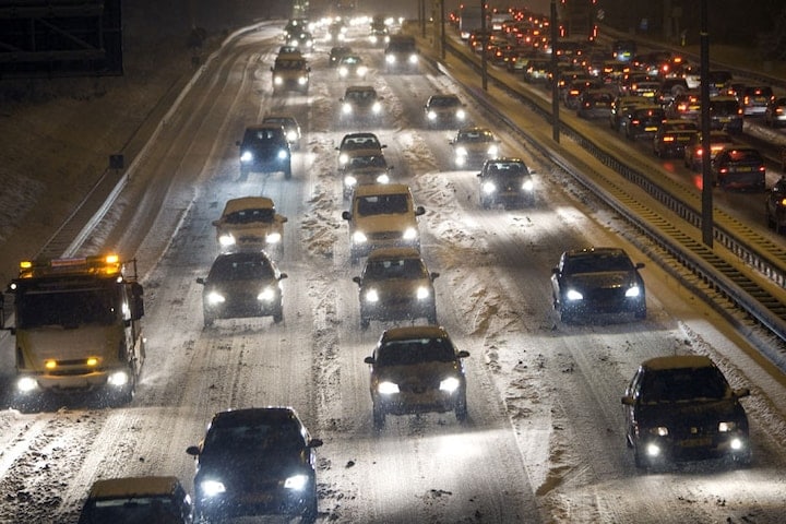 Sneeuw op snelweg rond Amsterdam | Foto: ANP