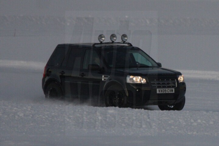 Land Rover LRX