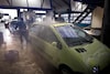 Autowassen bij Loogman in Aalsmeer | Foto: ANP