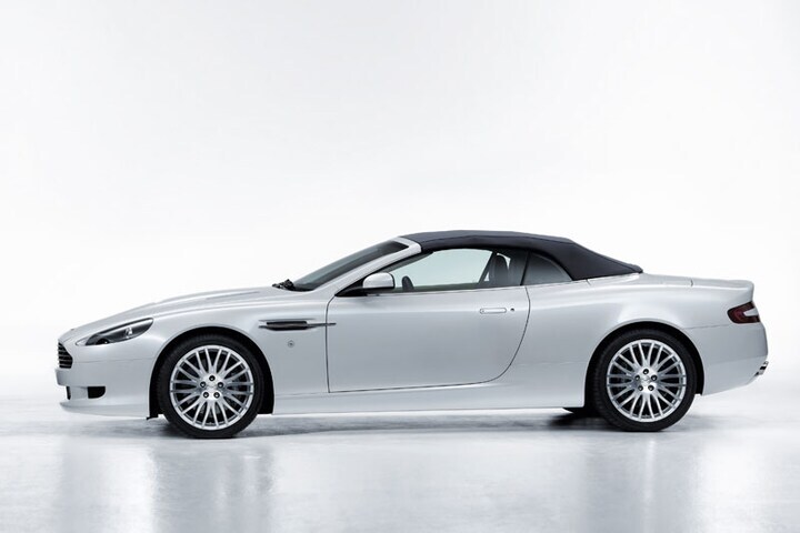 Aston Martin DB9 Volante