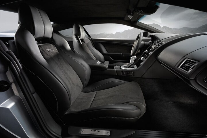 Aston Martin DBS