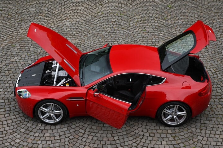 Aston Martin V8 Vantage