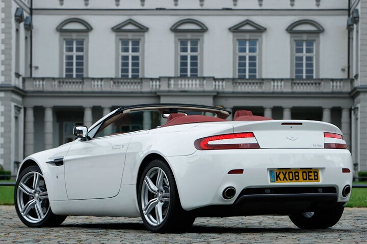 Aston Martin V8 Vantage Roadster