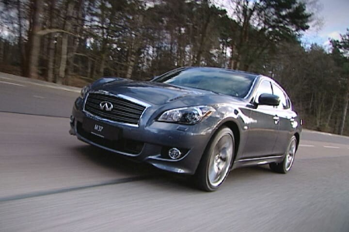 Infiniti M37