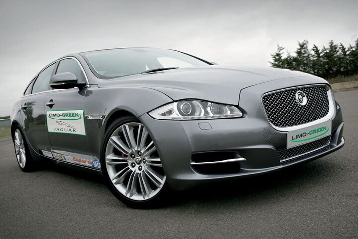 Jaguar XJ Limo Green