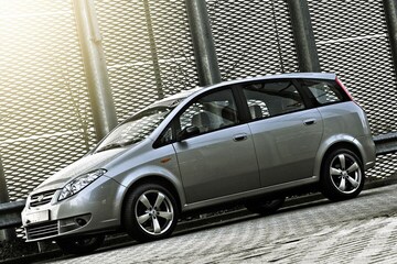 Landwind CV9