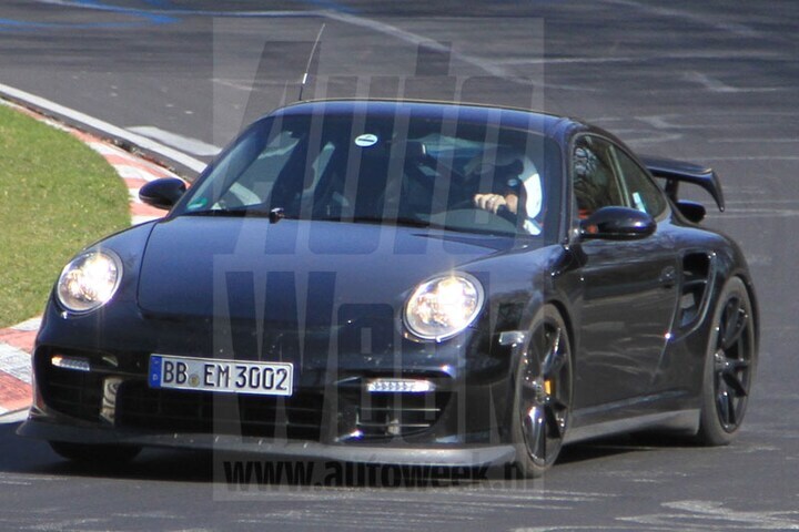 Porsche 911 GT2