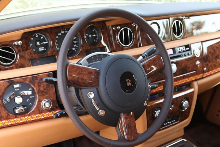 Rolls-Royce Phantom Coupe Shaheen en Baynunah
