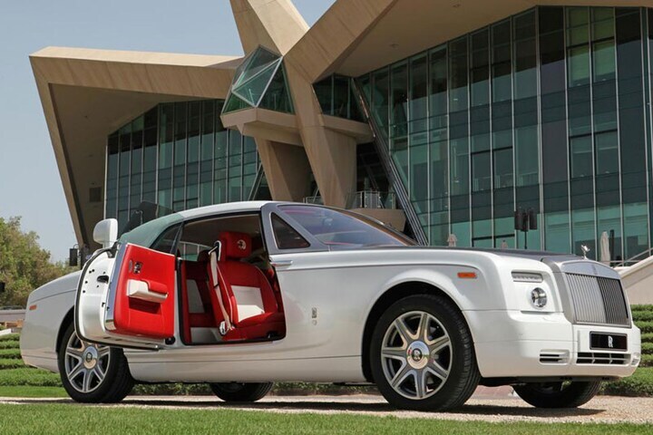 Rolls-Royce Phantom Coupe Shaheen en Baynunah
