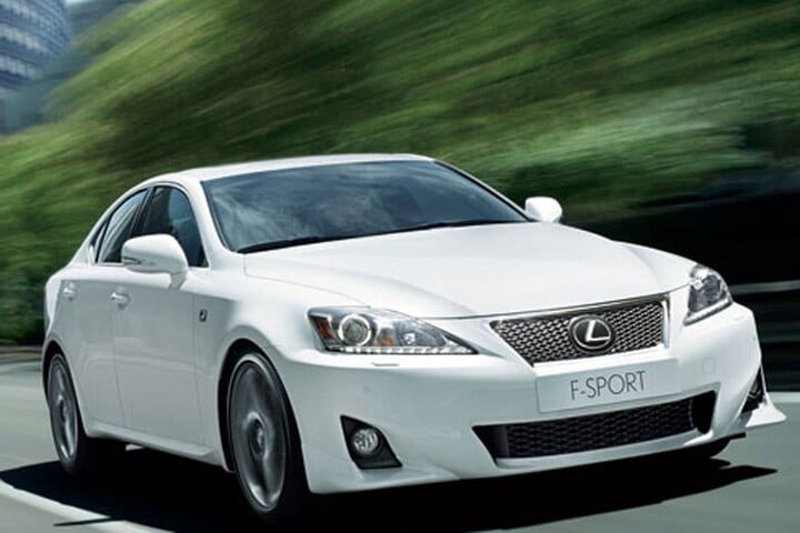 Lexus IS facelift