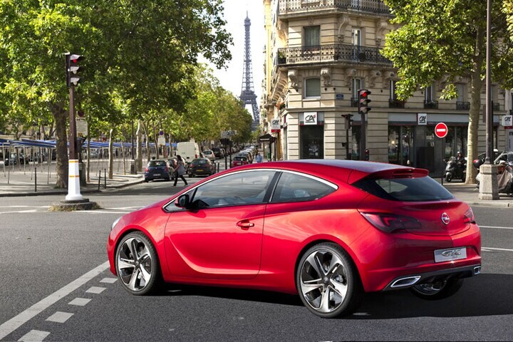 Opel Astra GTC Paris
