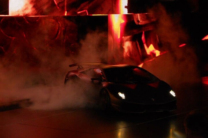 Lamborghini Sesto Elemento