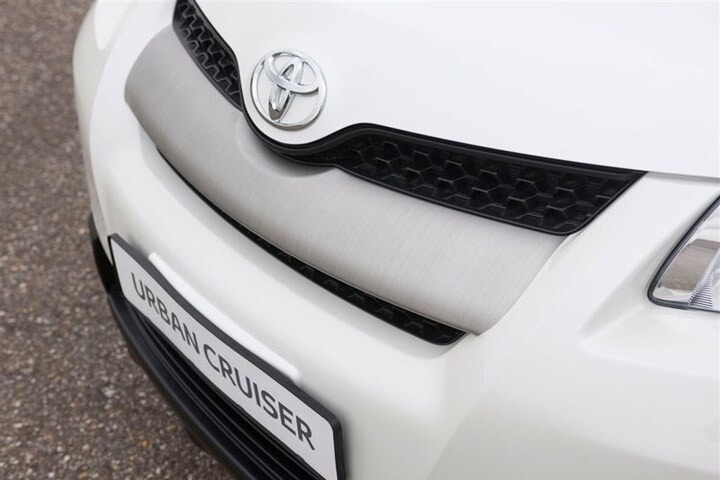 Toyota Urban Cruiser Dynamic Pearl