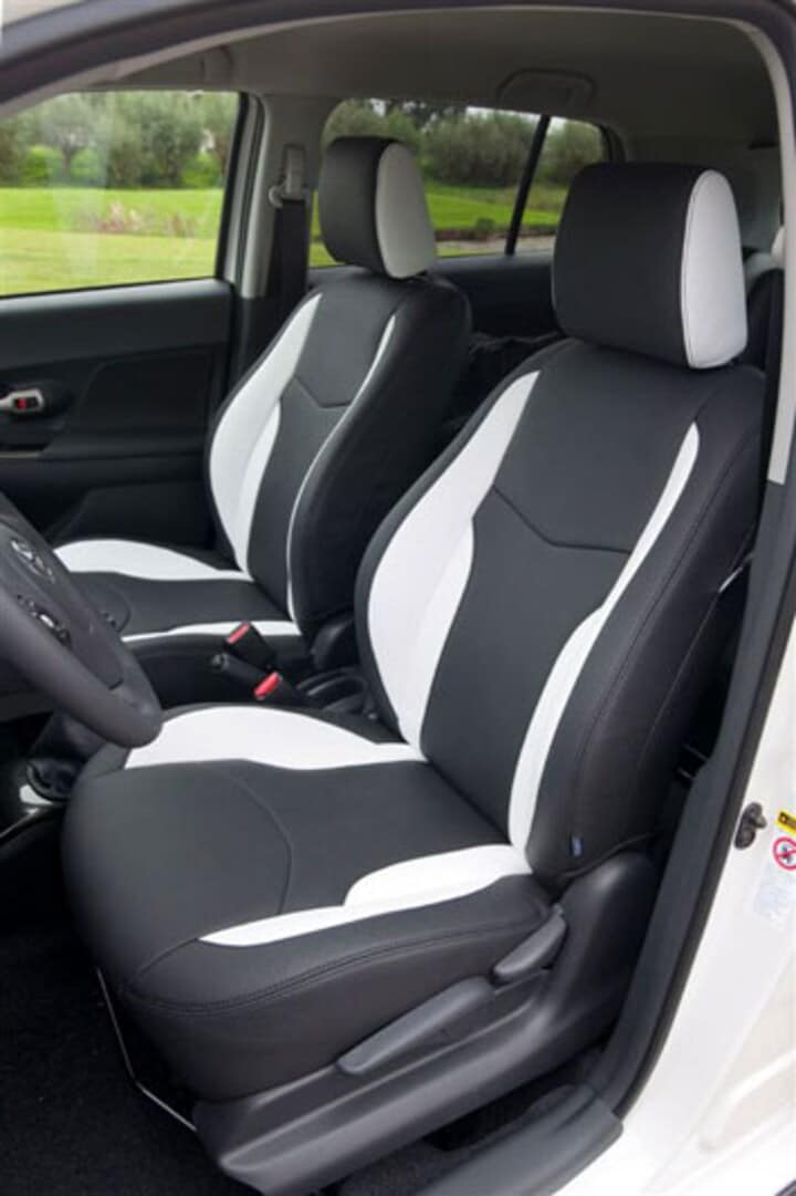 Toyota Urban Cruiser Dynamic Pearl