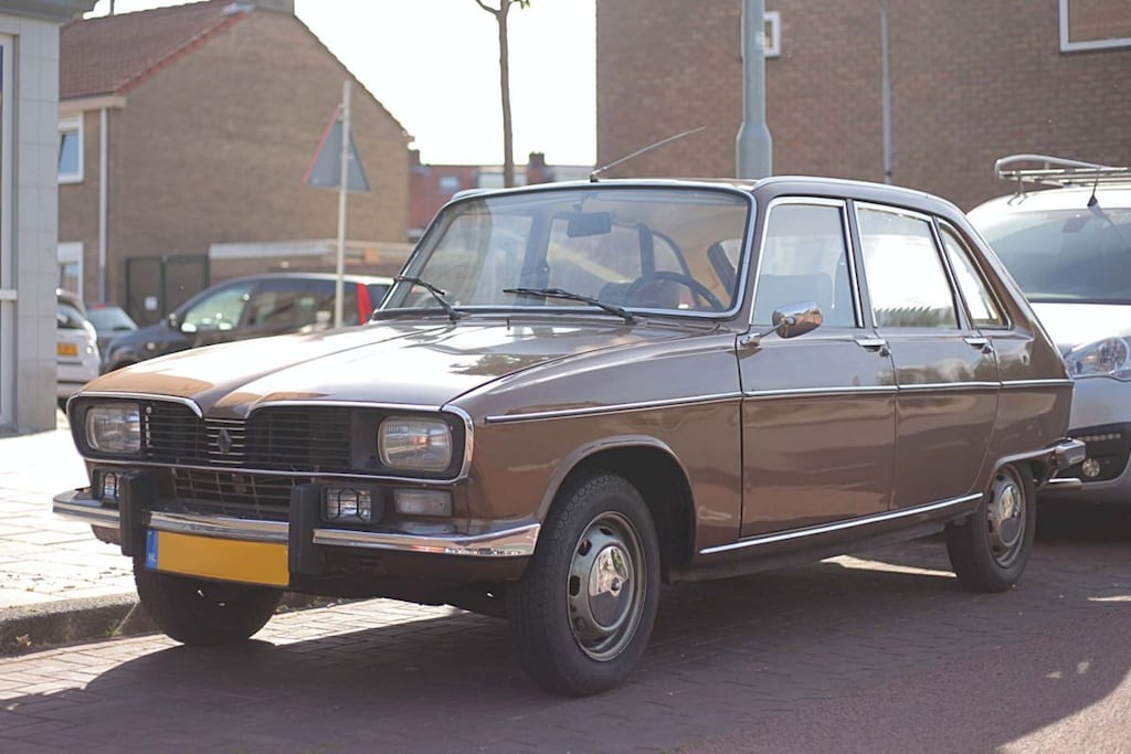 Renault 16