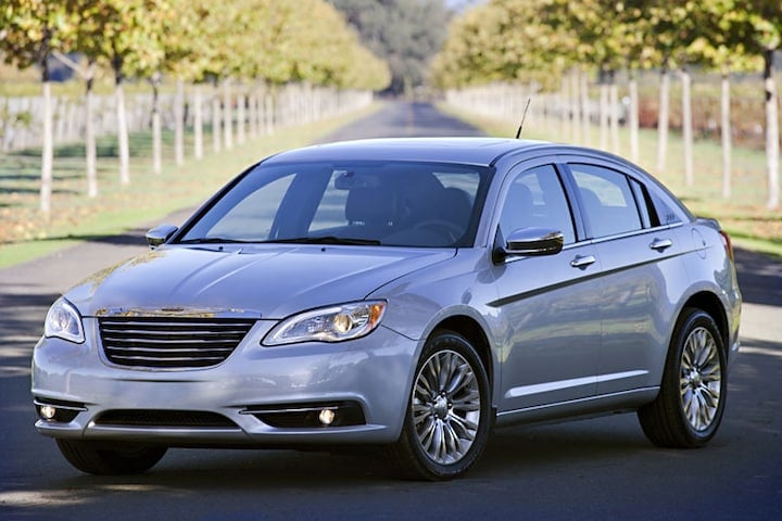 Chrysler 200