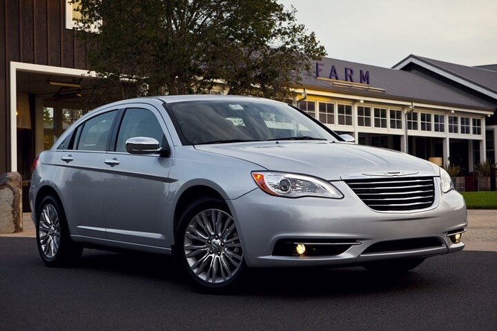 Chrysler 200