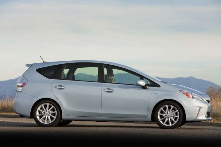Toyota Prius V