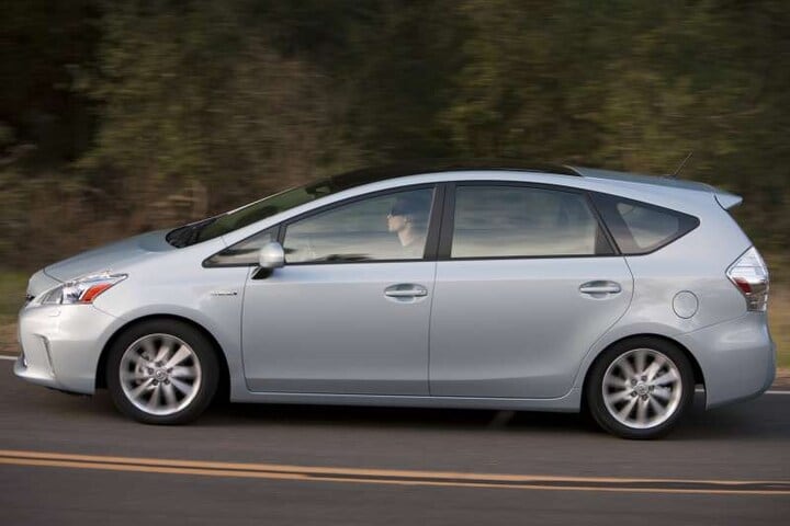 Toyota Prius V