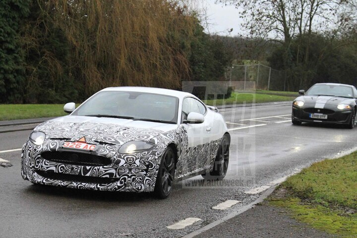 Jaguar XKR 2012