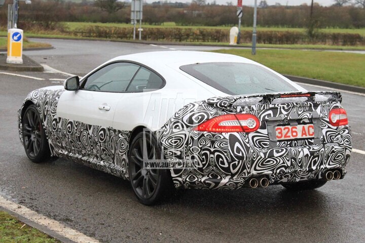 Jaguar XKR 2012