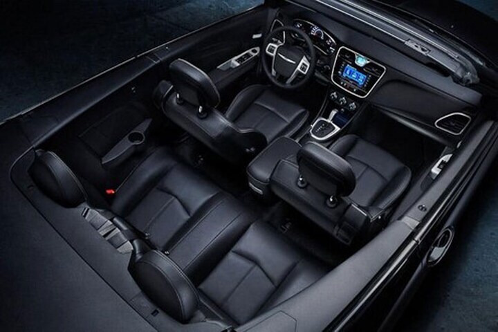 Chrysler 200 convertible