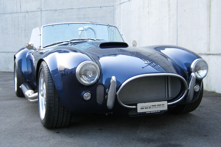 AC Cobra MkVI