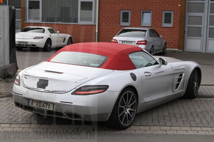 Mercedes-Benz SLS AMG Roadster