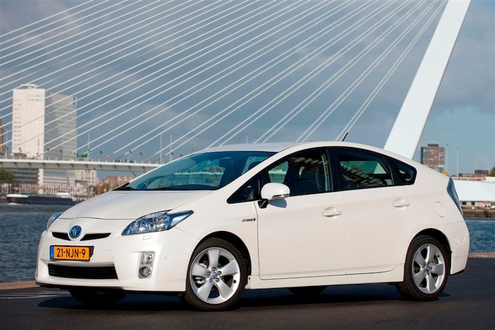 Toyota Prius Full Hybrid