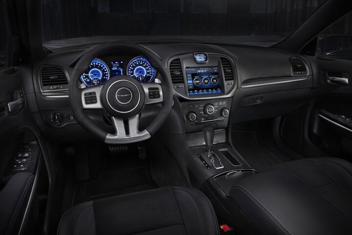 Chrysler 300 SRT8