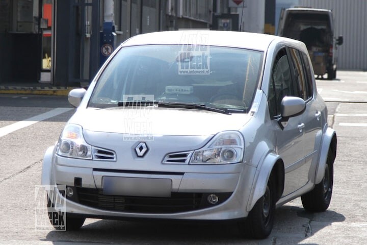 Renault Modus mule