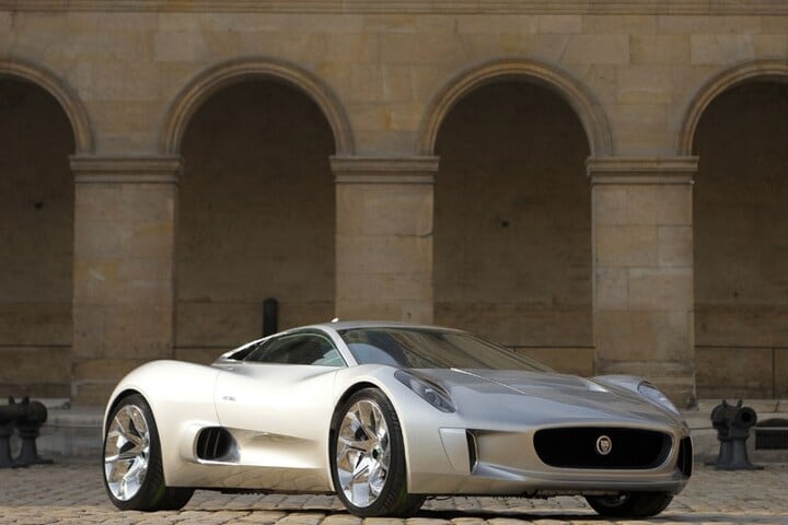Jaguar C-X75 Hybrid