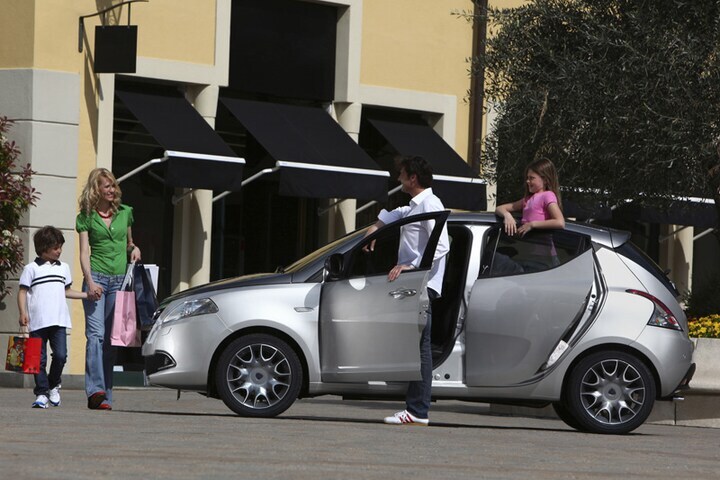 Lancia Ypsilon
