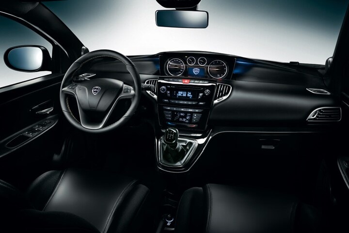 Lancia Ypsilon