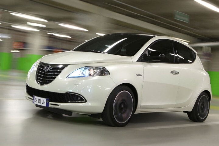 Lancia Ypsilon