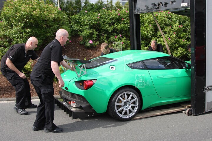 Aston Martin V12 Zagato Racer