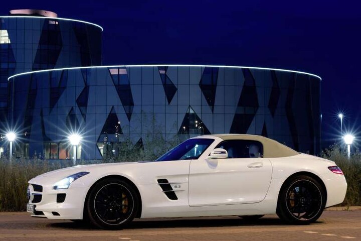 Mercedes SLS AMG Roadster