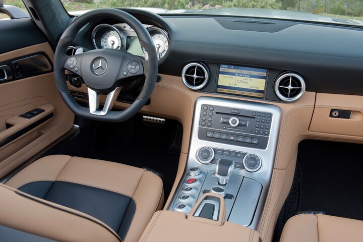 Mercedes-Benz SLS AMG Roadster