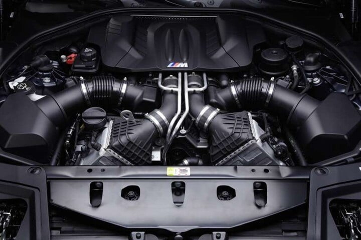 BMW M5