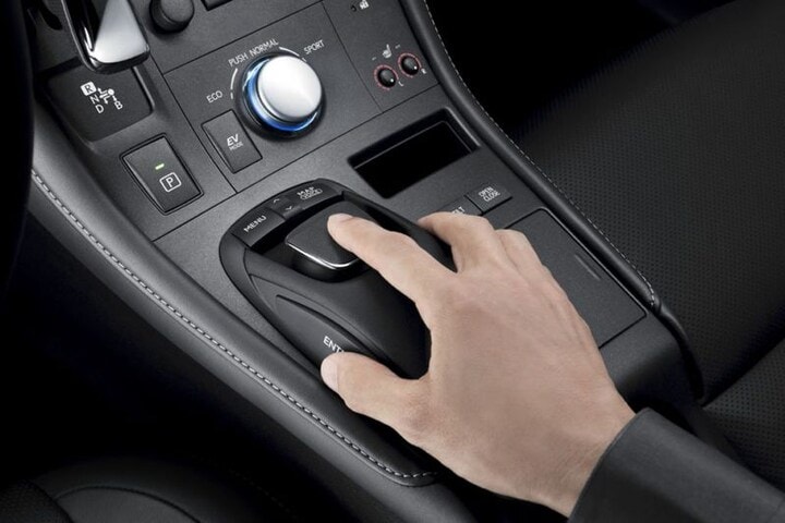 Lexus CT-200h