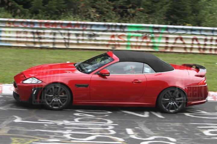 Jaguar XKR-S